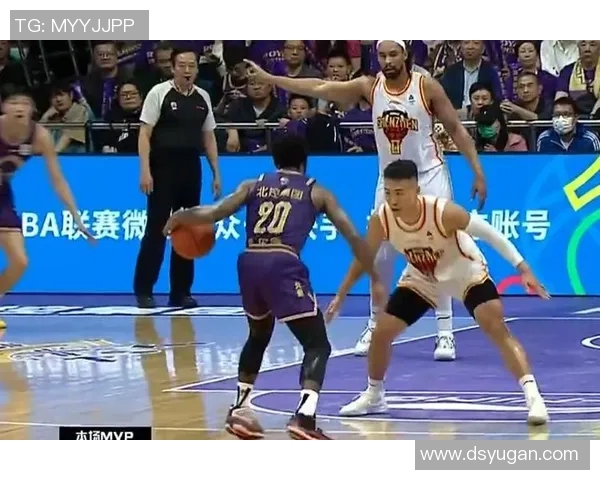 CBA四川队与八一队激战正酣谁能在这场对决中笑到最后